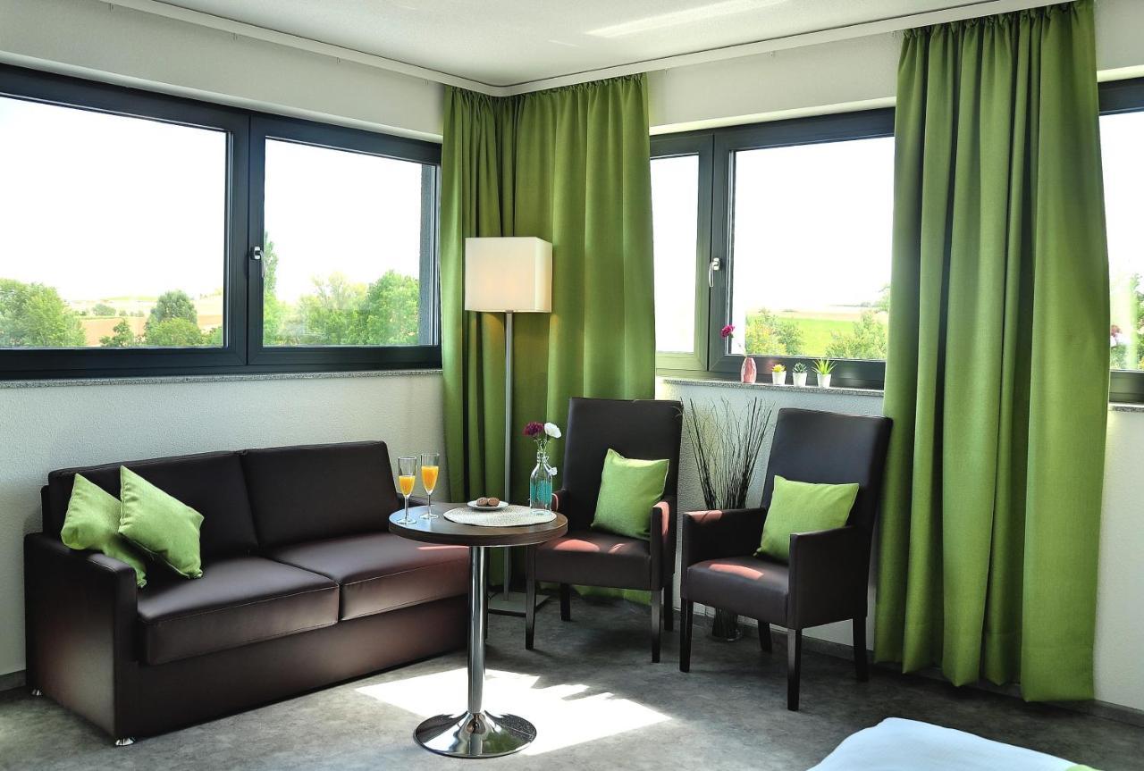 Motel Am Fuerfelder Schloss Bad Rappenau Dış mekan fotoğraf