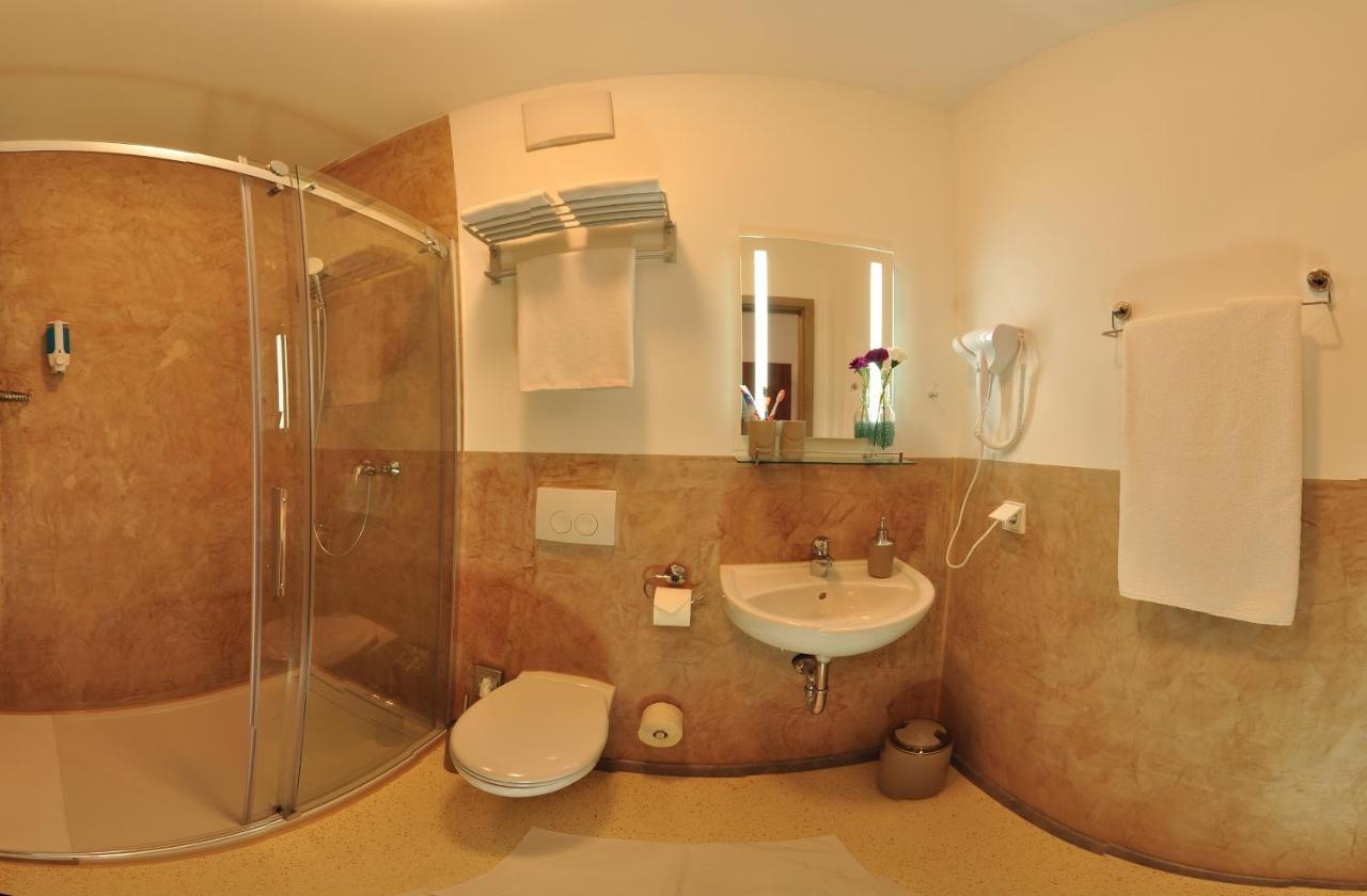 Motel Am Fuerfelder Schloss Bad Rappenau Dış mekan fotoğraf