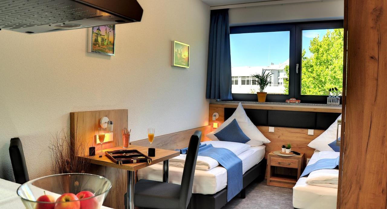 Motel Am Fuerfelder Schloss Bad Rappenau Dış mekan fotoğraf