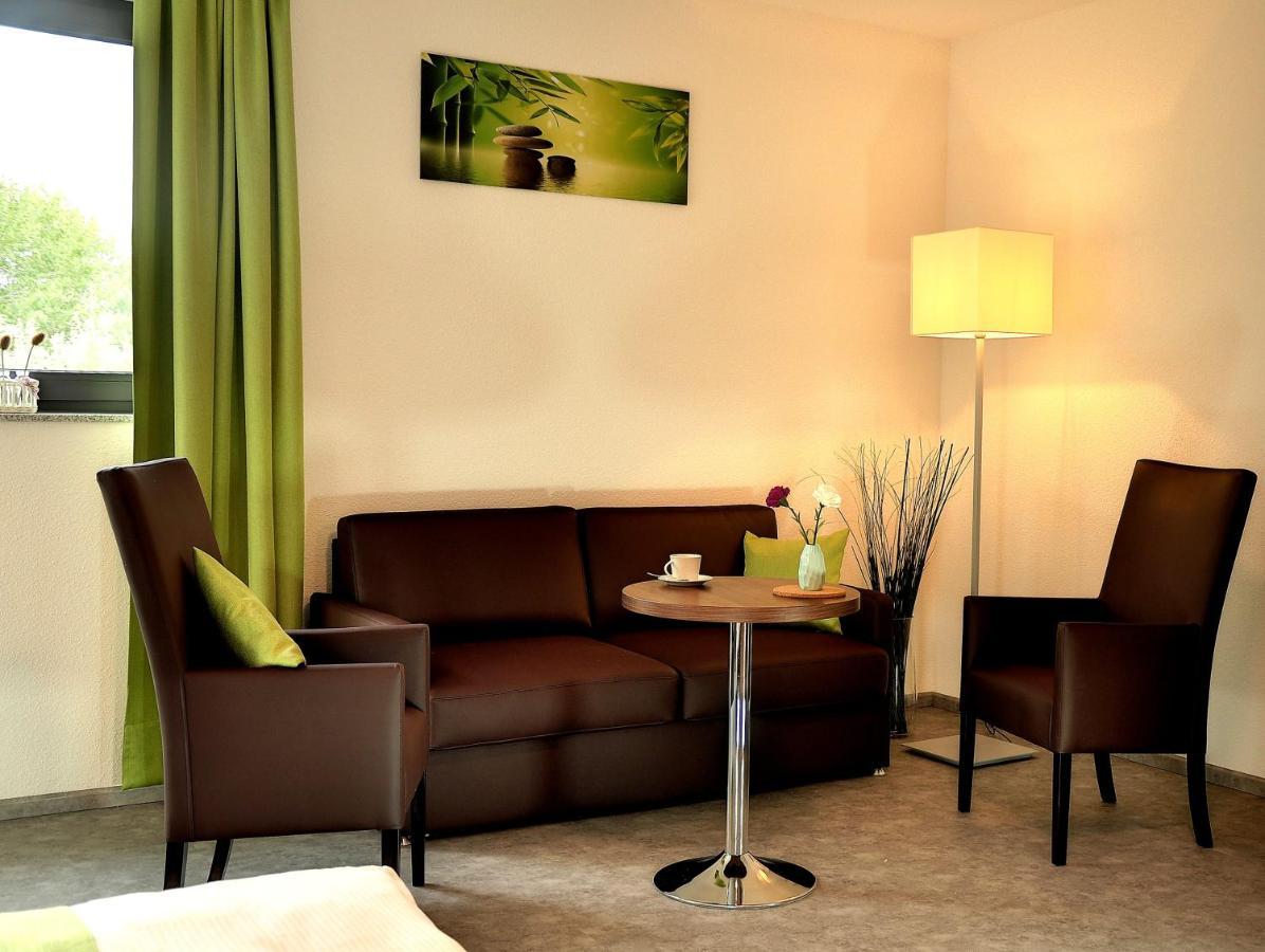 Motel Am Fuerfelder Schloss Bad Rappenau Dış mekan fotoğraf